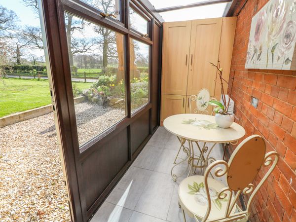 South Lodge Longford Hall Farm Holiday Cottages Ashbourne