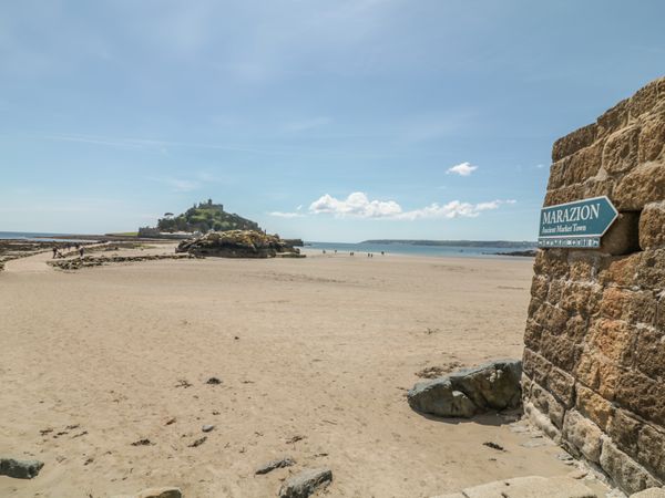 Ocean Breeze Marazion Gwallon Self Catering Holiday Cottage