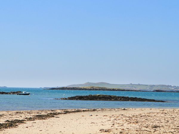 Lady S Walk Rhosneigr Self Catering Holiday Cottage