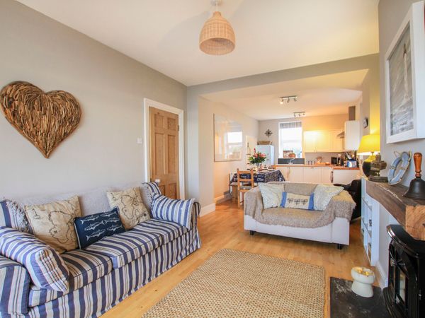 Min Y Mor Trearddur Bay Trearddur Bay Self Catering Holiday