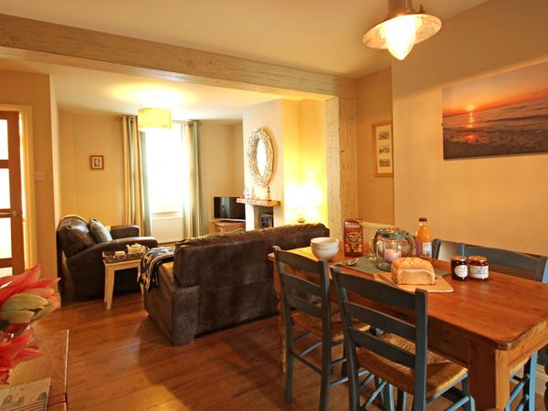 14 Rose Hill Beaumaris Self Catering Holiday Cottage