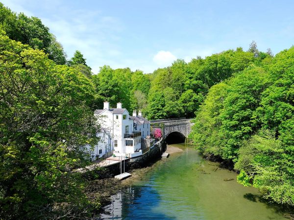 Waterside Menai Bridge Menai Bridge Porthaethwy Self