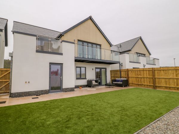 No 2 Seabreeze Westward Ho Devon Self Catering Holiday Cottage