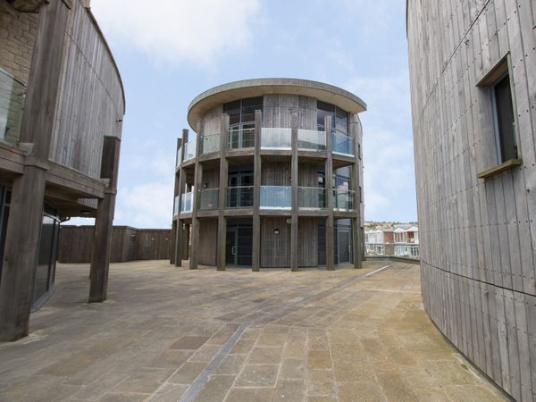 Westbay Penthouse West Bay Dorset And Somerset Self Catering
