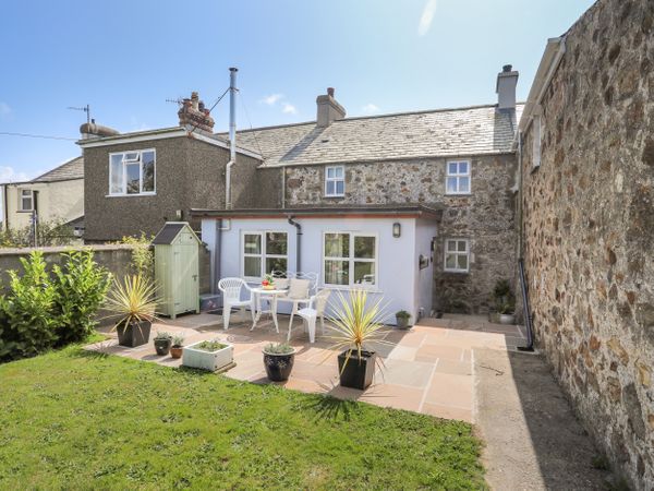 Gwelfor Llanbedrog Self Catering Holiday Cottage