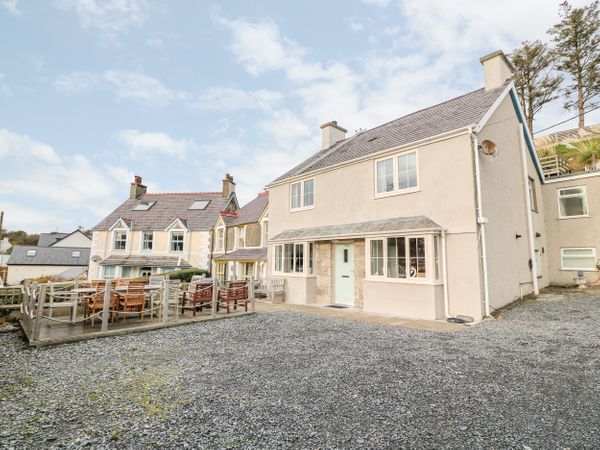 Castell Abersoch Self Catering Holiday Cottage