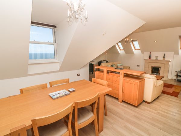 Meridian Carbis Bay Carrack Gladden Cornwall Self Catering