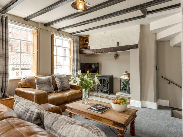 Lavender Cottage Whitby Whitby West Pier North York Moors