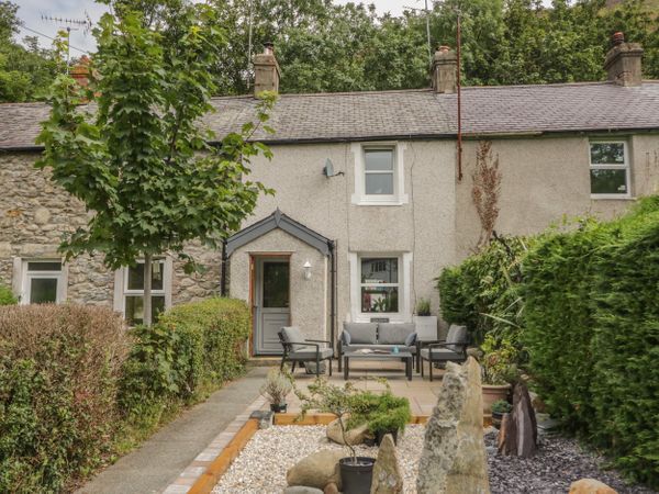 Cae Bach Penmaenmawr Sychnant Pass Self Catering Holiday Cottage