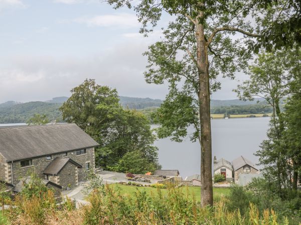 Lower Lake View Bowness On Windermere Ghyll Head The Lake