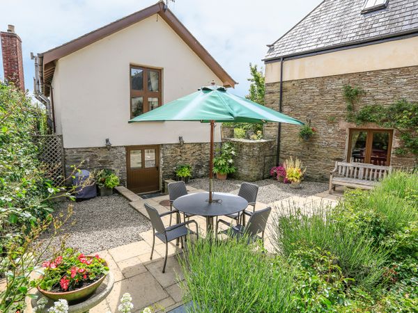 The Stable At Easton Court Kingsbridge Auton Self Catering