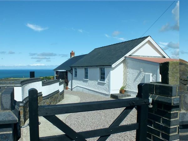 Nantmawr Cottage Cardigan Aberporth Self Catering Holiday
