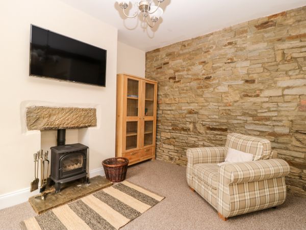 5 Woodville Terrace Haworth Barcroft Yorkshire Dales Self