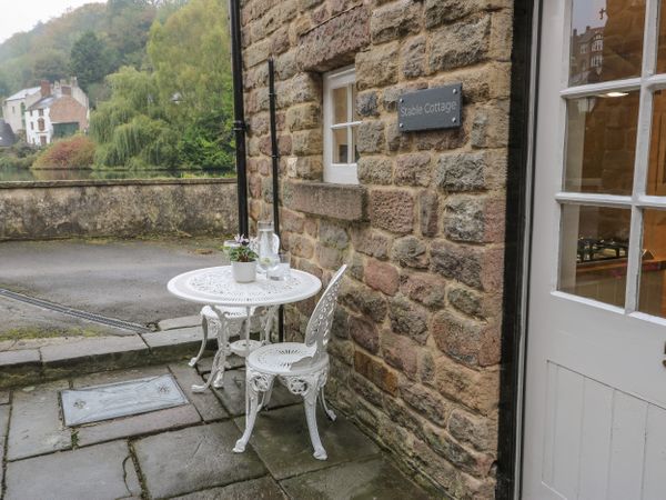 Matlock Holiday Cottages: Stable Cottage, Cromford | sykescottages.co.uk