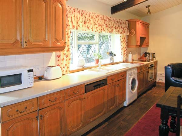 Royal Oak Farmhouse Betws Y Coed Self Catering Holiday Cottage