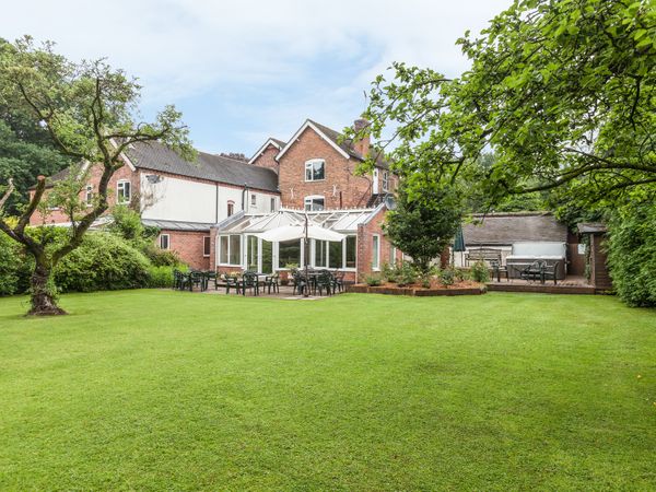 Rosehill Manor Rosehill Self Catering Holiday Cottage