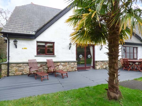 Snowdrop Wadebridge Lantuel Cornwall Self Catering Holiday