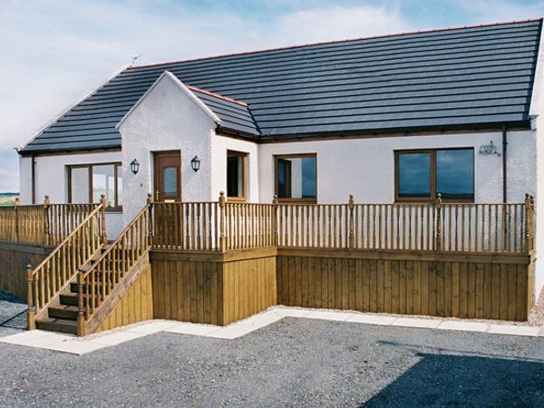 Ash Lairg Self Catering Holiday Cottage