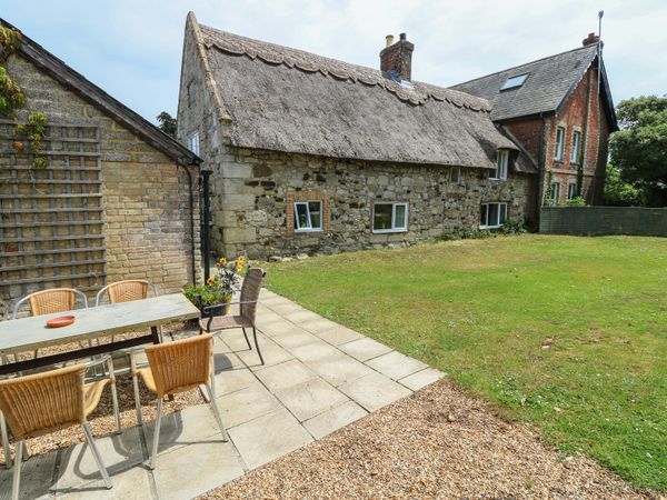 Hill Farm Cottage Freshwater Norton Green South Of England