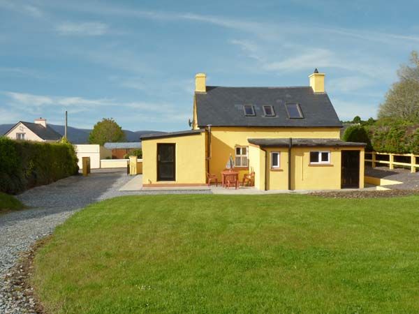 An Bothan Bui Cullen County Cork Cullen Self Catering