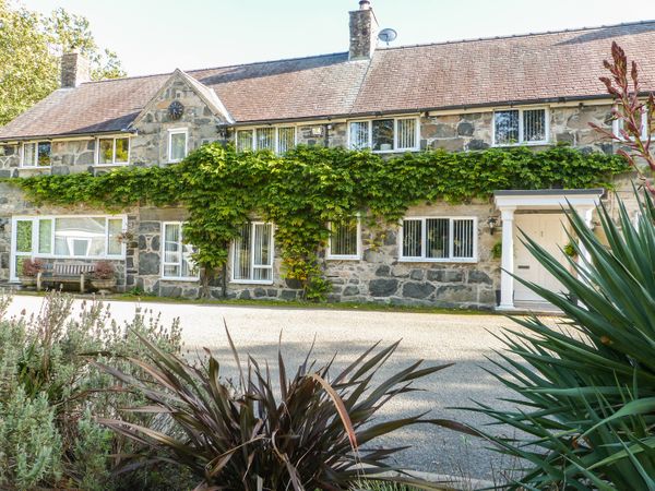 Felin Ship Dolgellau Wenallt Self Catering Holiday Cottage
