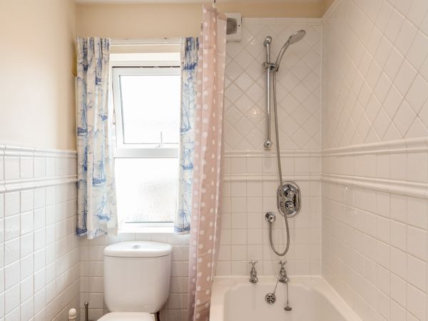 Fisherman S Cottage Seahouses Northumbria Self Catering