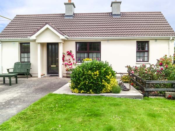 Middlequarter Cottage Newcastle Hogans Irish Cottages