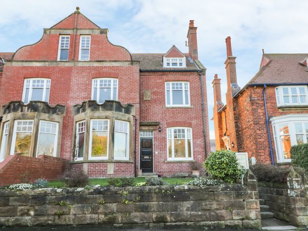 Sterling House Robin Hood S Bay Sykes Cottages