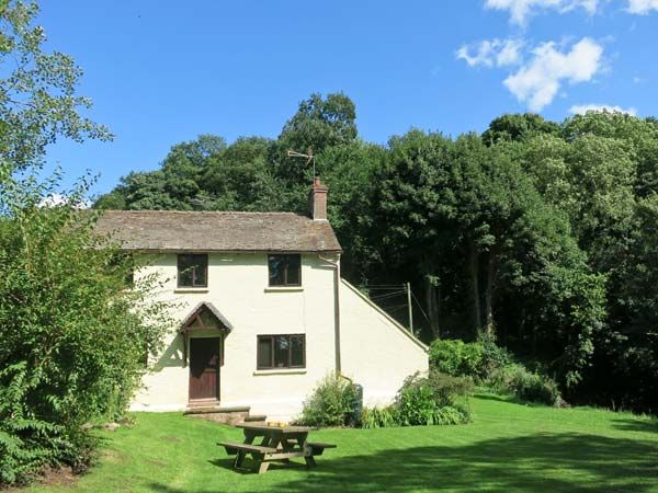 Prescott Mill Cottage Stottesdon, Lucy’s Landscape
