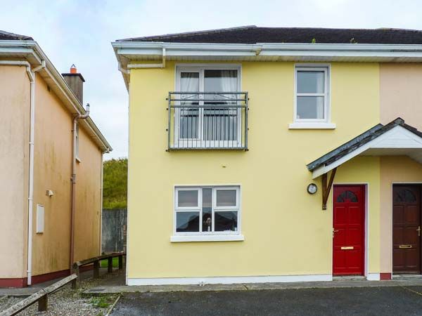 The Red Door Lahinch County Clare Lahinch Self Catering
