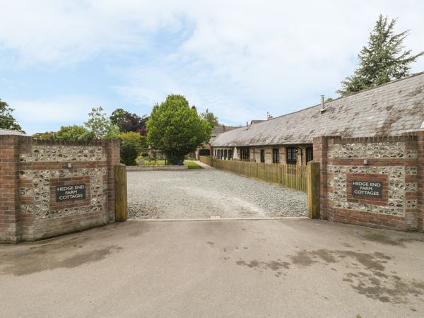 The Old Cart Shed Winterborne Stickland Hedge End Dorset And