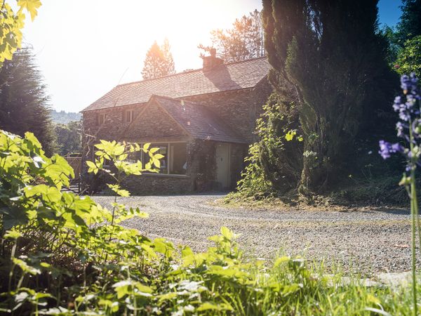 Lakeside Cottage Lakeside The Lake District And Cumbria Self