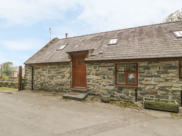 Hendoll Cottage 2 Fairbourne Friog Self Catering Holiday Cottage