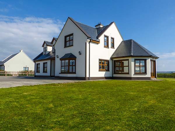White Strand Beach, Miltown Malbay: See 9 reviews, articles, and 15 photos of White Strand Beach, ranked No.6 on Tripadvisor among 8 attractions in Miltown White Strand Beach | Miltown Malbay | UPDATED June 2020