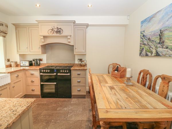 The Tack Room Cottage Ashover Hilltop Peak District Self