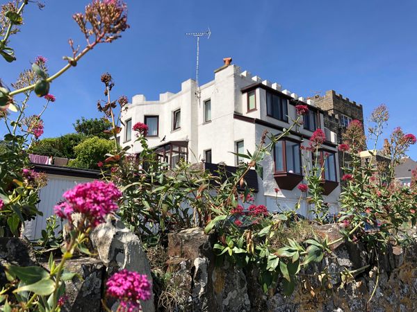 The Fort Bude Lynstone Cornwall Self Catering Holiday Cottage