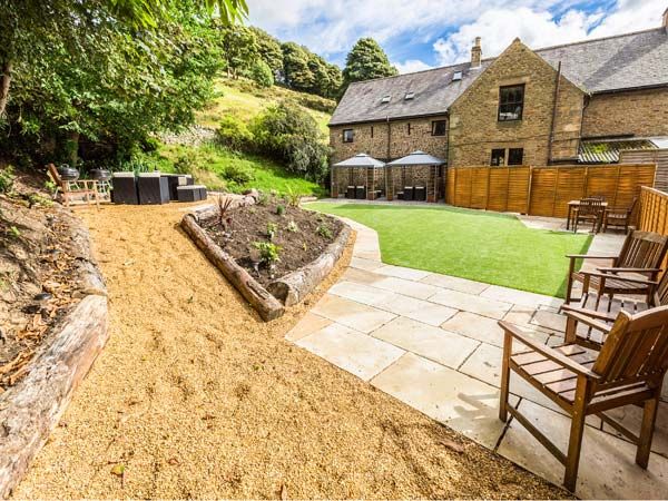 Ash Cottage Hope Peak District Self Catering Holiday Cottage