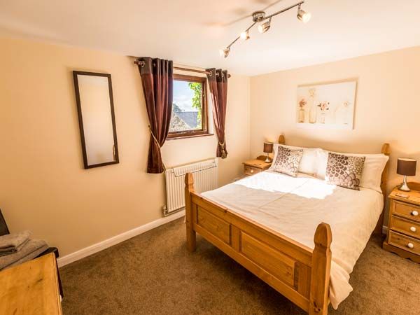 Ash Cottage Hope Peak District Self Catering Holiday Cottage