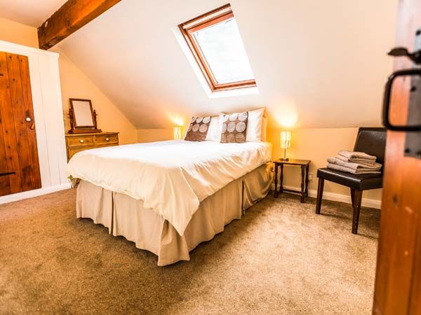 Ash Cottage Hope Peak District Self Catering Holiday Cottage