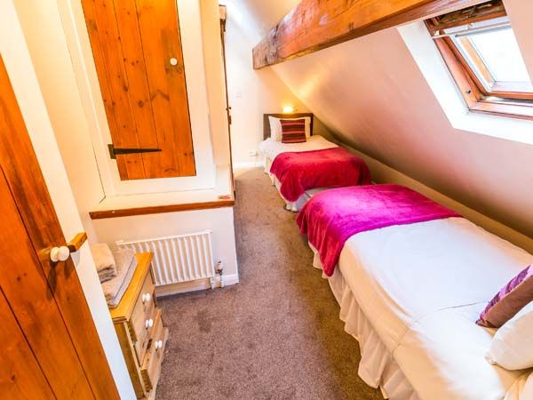 Ash Cottage Hope Peak District Self Catering Holiday Cottage