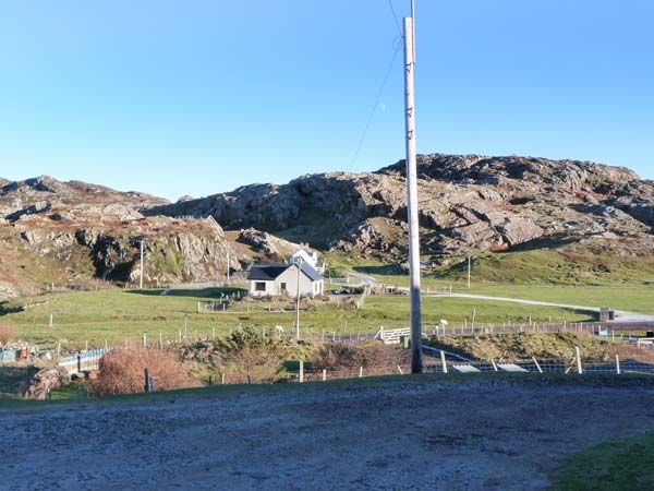 Hilltop Lochinver Clachtoll Self Catering Holiday Cottage