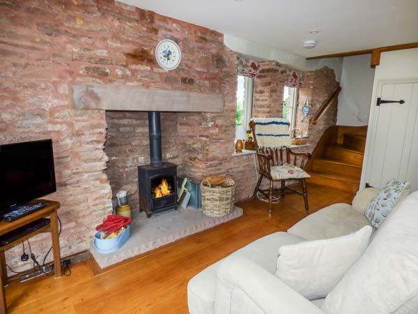 Rose Cottage Welsh Newton Buckholt Self Catering Holiday Cottage