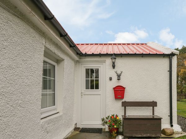 Woodside Cottage Buckie Self Catering Holiday Cottage