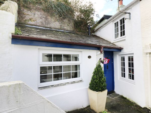 13 Castle Hill Lostwithiel Bridgend Cornwall Self Catering