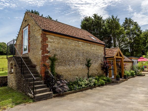 Woodmans Cottage Upper Seagry Nables Fm Wiltshire Self