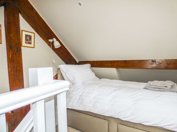 Lee House Cottage Cheddleton Cats Edge Peak District Self
