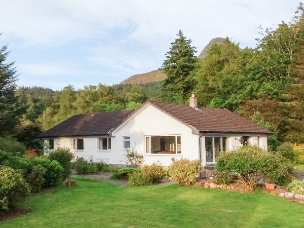 Tigh Ban Glencoe Self Catering Holiday Cottage