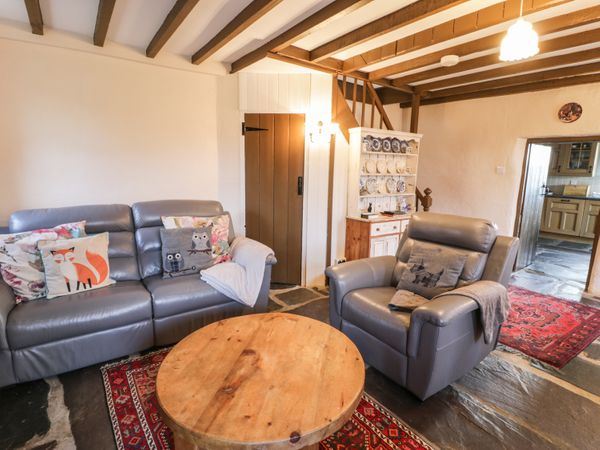 Isallt Bach Porthmadog Golan Self Catering Holiday Cottage