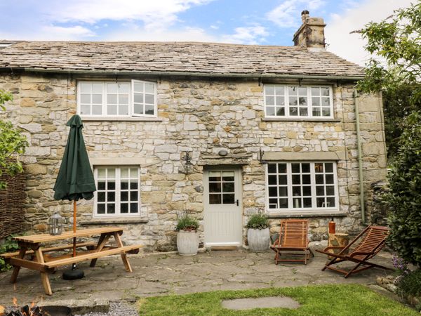 Bridge End Cottage Stainforth Yorkshire Dales Self Catering