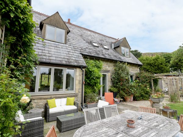 Nuthurst Cheltenham Southam Self Catering Holiday Cottage
